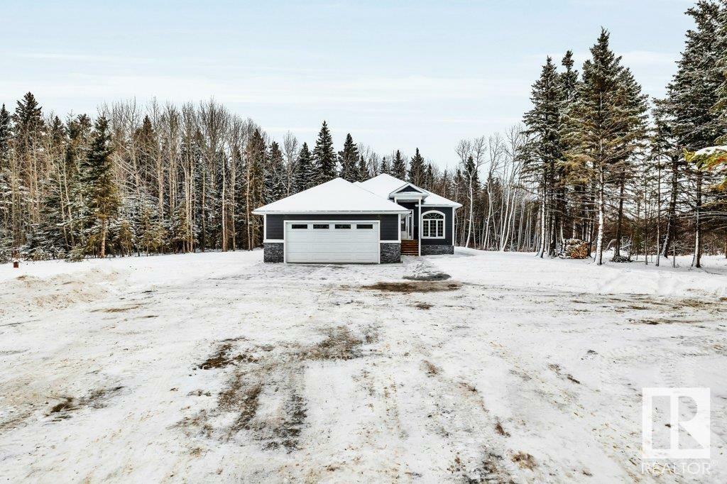 Photo de la propriété:  #26 243060 Twp Rd 470  AB T9A 1W8 
