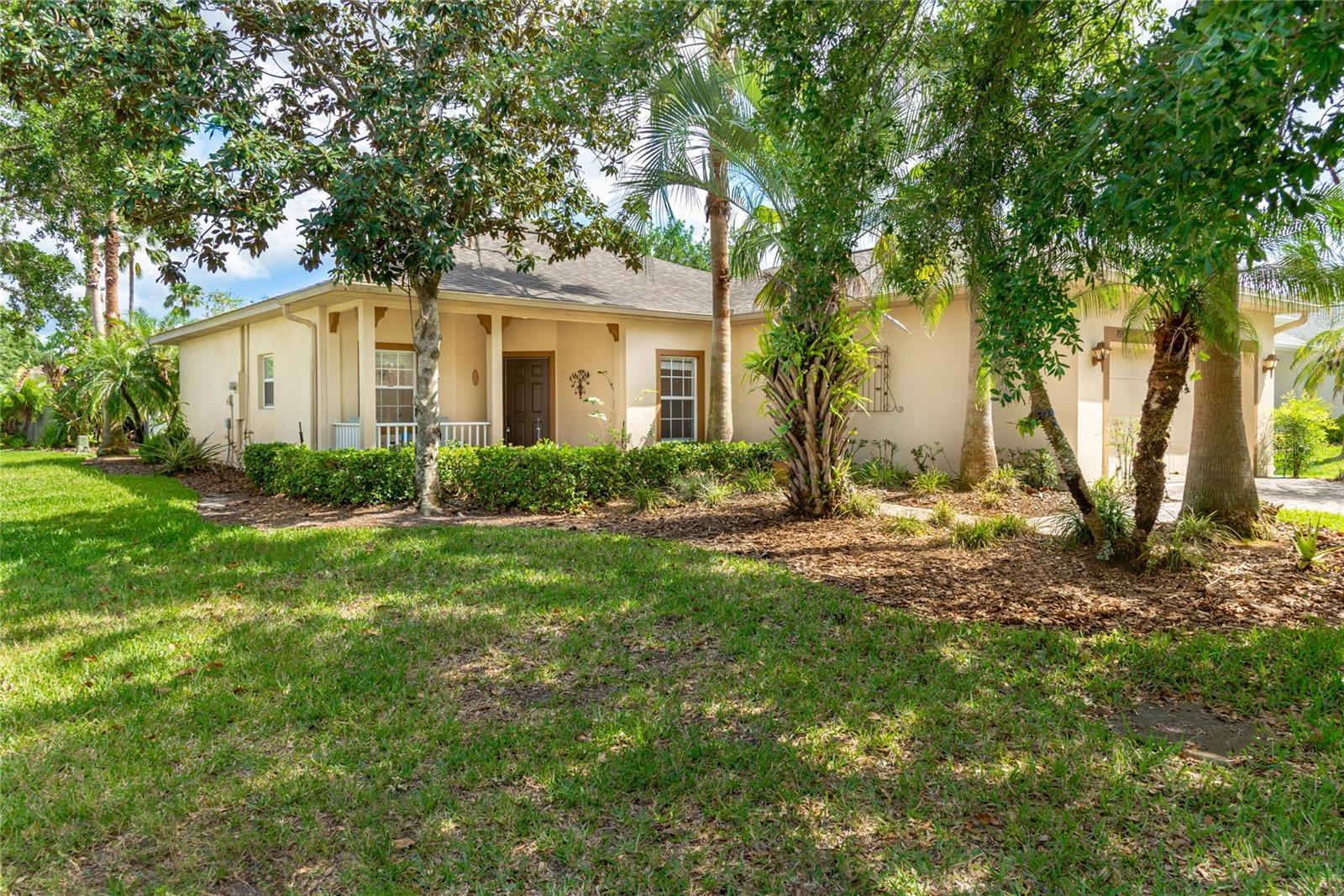 Property Photo: 753 Largo Pass FL 34759