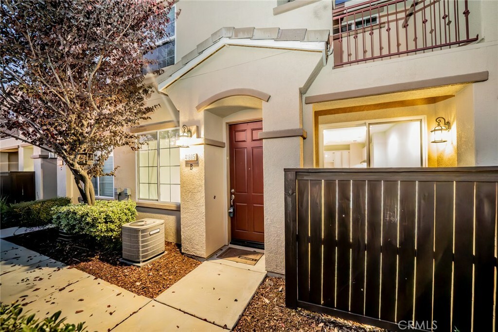 Property Photo: 41985 Davenport Way B CA 92562