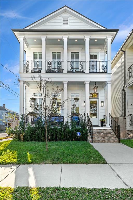 900 Aline Street  New Orleans LA 70115 photo