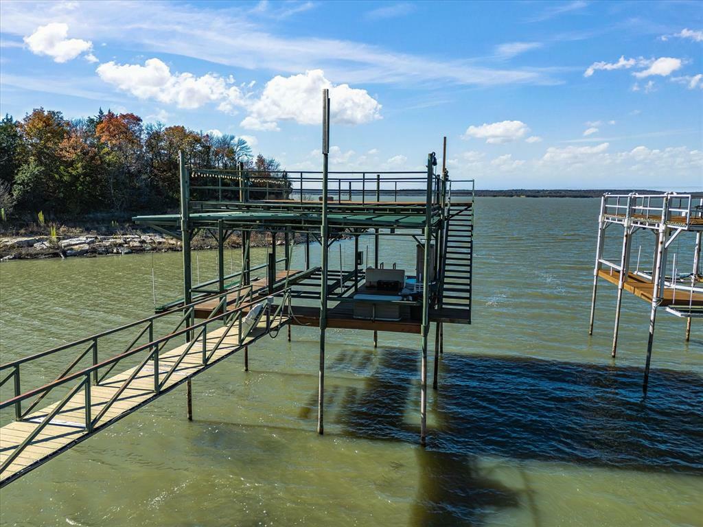 Property Photo: 411 N Lake Shore Circle TX 76426