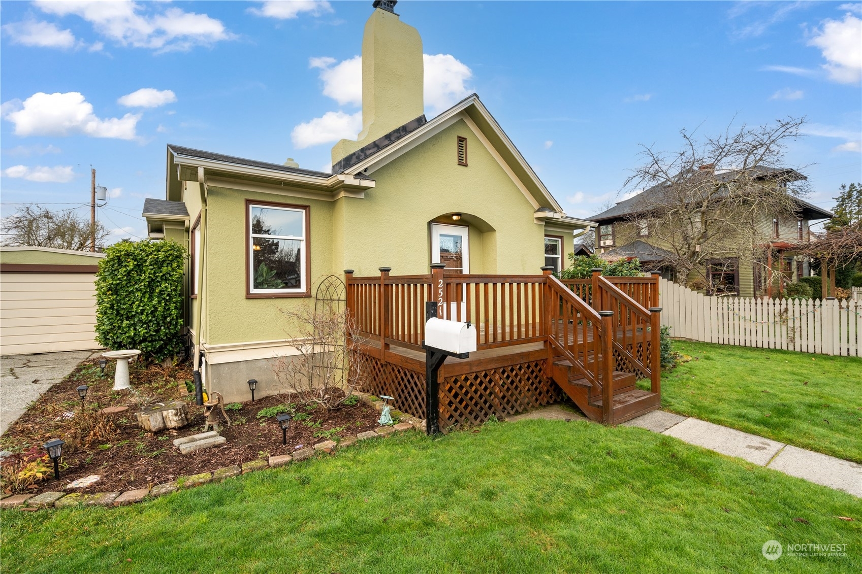 Property Photo:  2521  Dean Avenue  WA 98225 