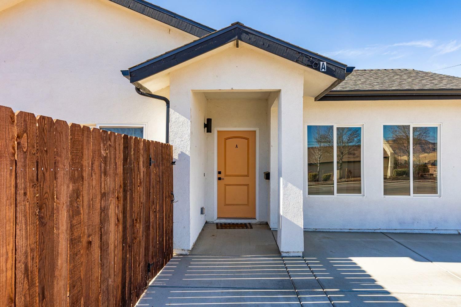 Property Photo:  21261 Golden Hills Boulevard  CA 93561 