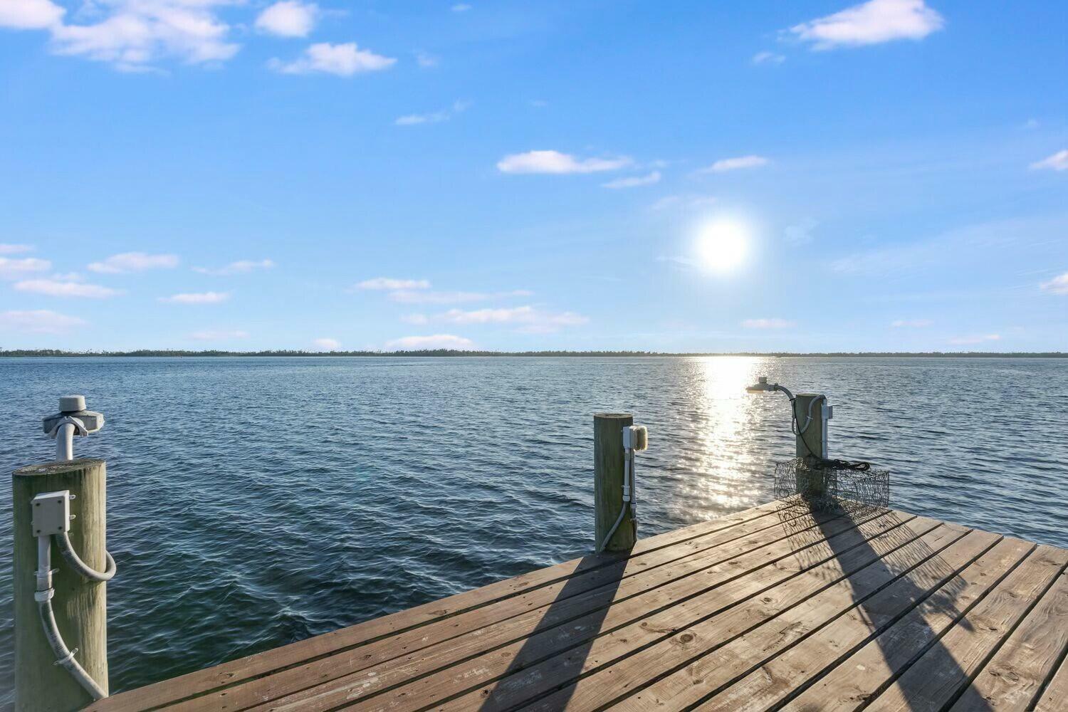 Property Photo:  606 Bunkers Cove Road  FL 32401 