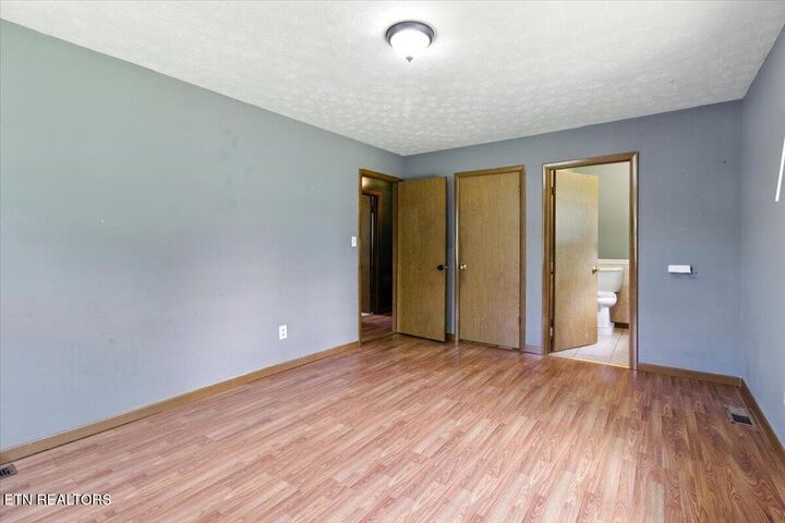 Property Photo: 505 S South 38th St St KY 40965