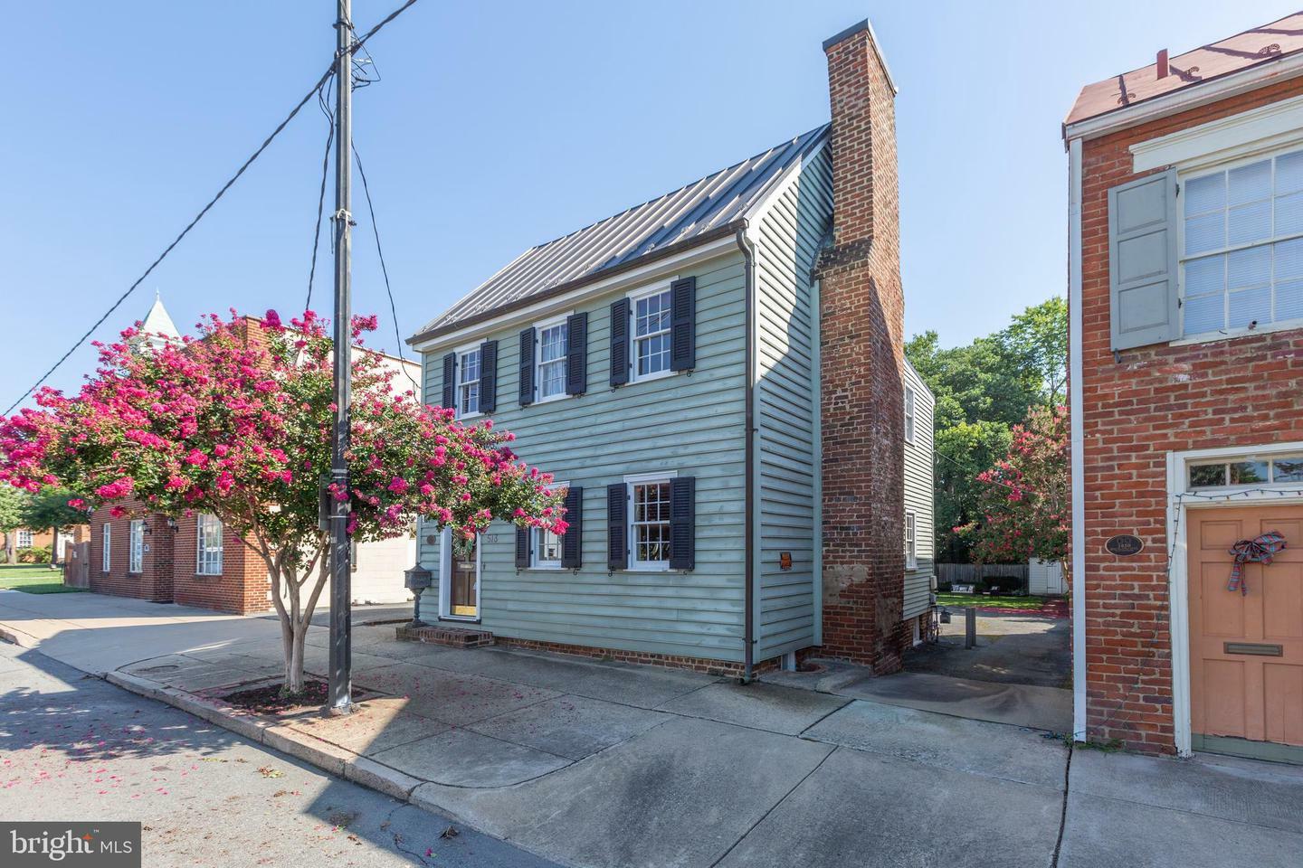 Property Photo:  513 Princess Anne Street  VA 22401 