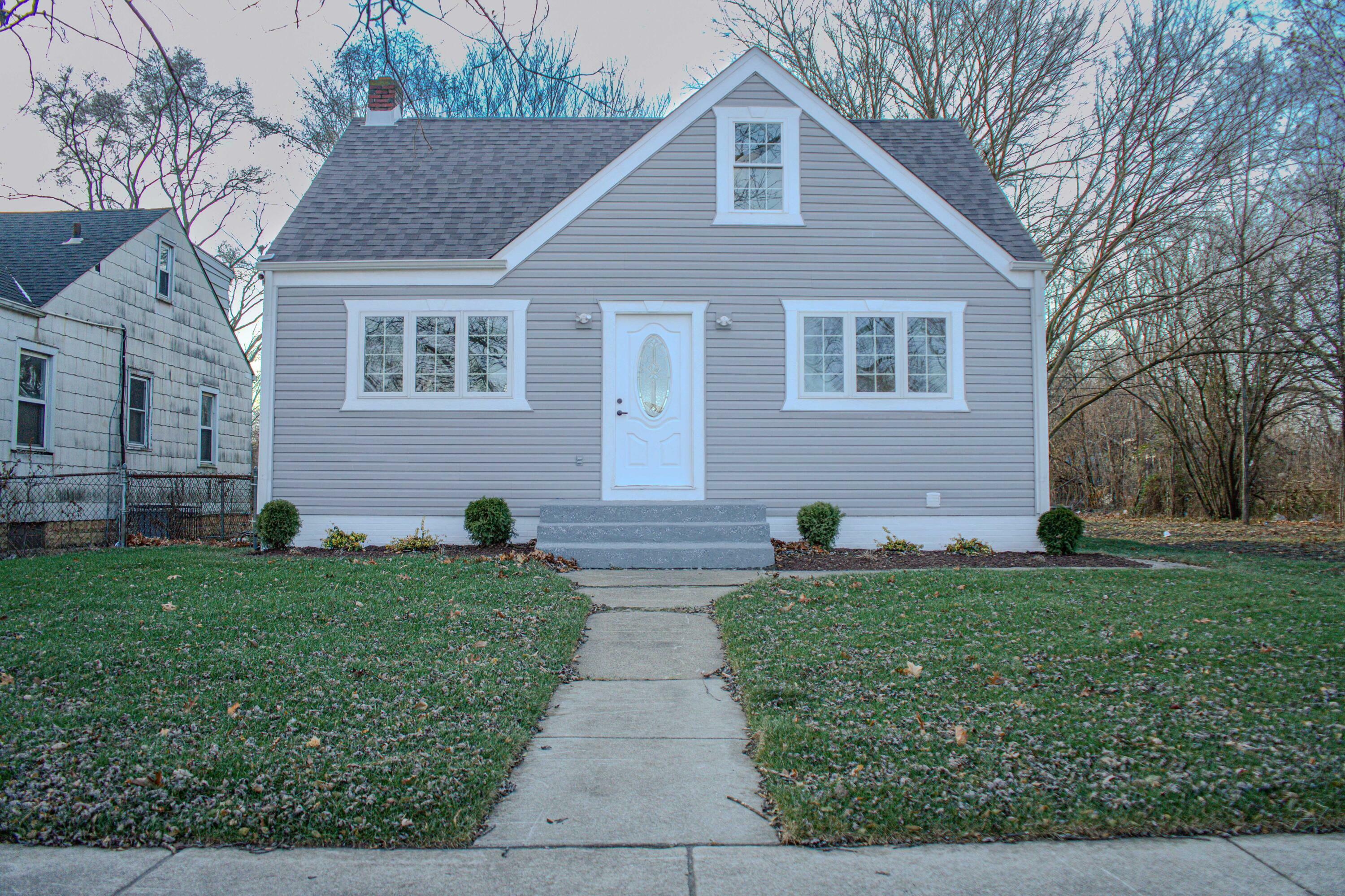 Property Photo:  864 Ohio Street  IN 46402 