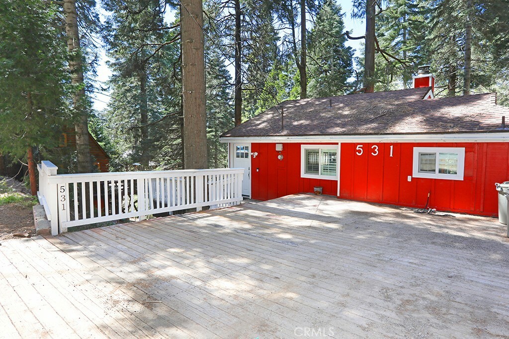 Property Photo:  531 W Victoria Court  CA 92352 