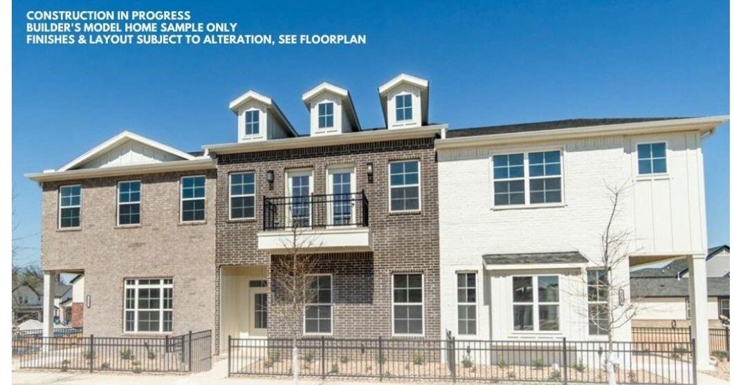 Property Photo:  2806 SW Arlington Boulevard  AR 72713 