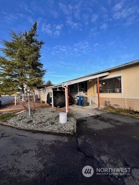 Property Photo:  3206 S 184th Street  WA 98188 