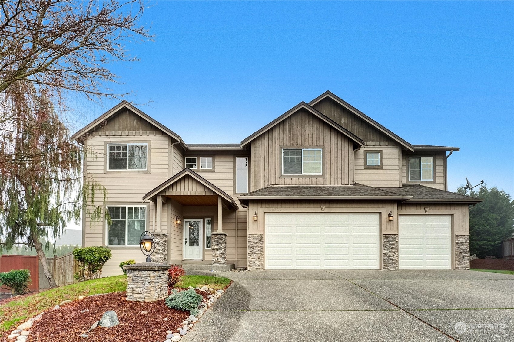 2704  216th Avenue Ct E  Lake Tapps WA 98391 photo