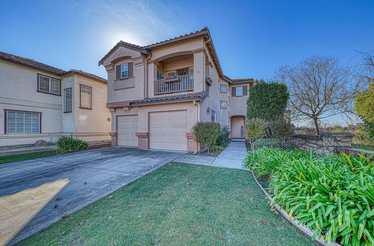 Property Photo:  25 Harrington Circle  CA 93906 