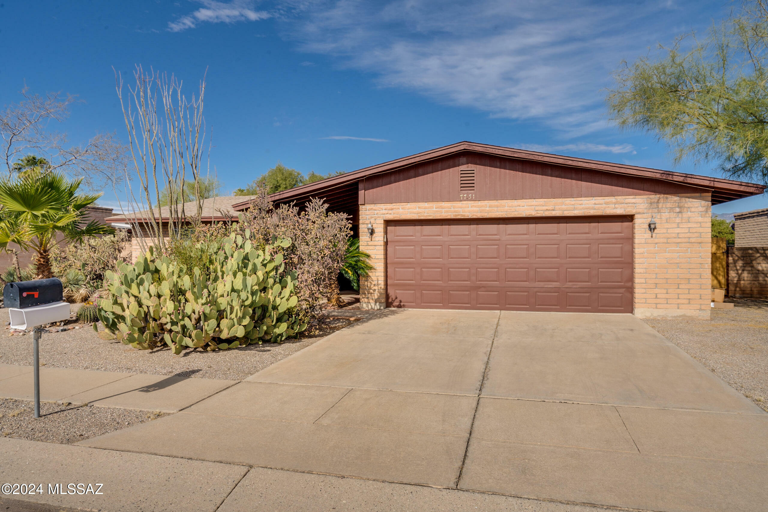 Property Photo:  7751 E Lurlene Drive  AZ 85730 