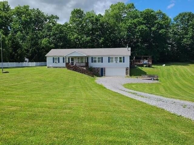 208 Fox Fire Drive  Russell PA 16345 photo