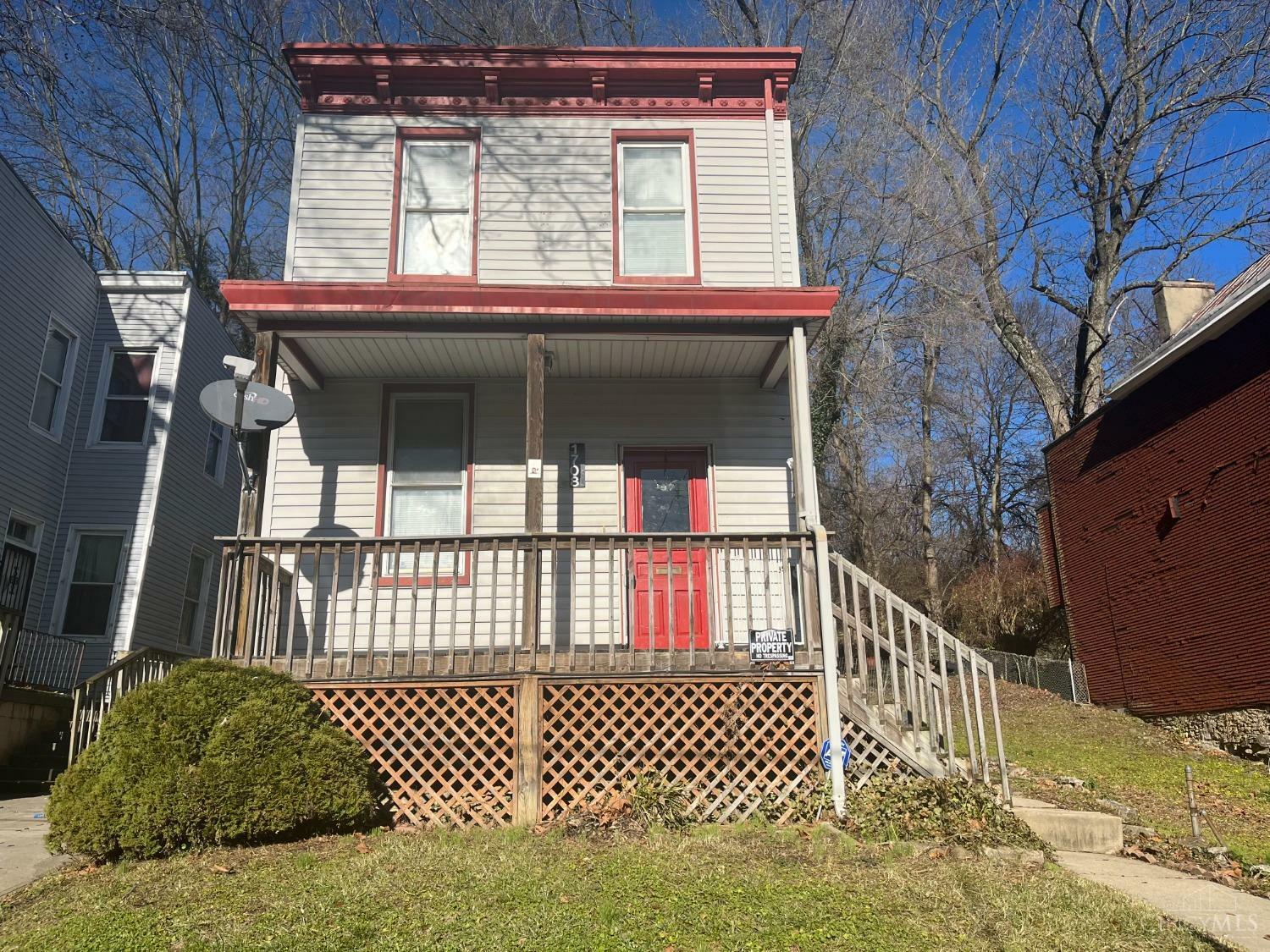 Property Photo:  1708 Pulte Street  OH 45225 