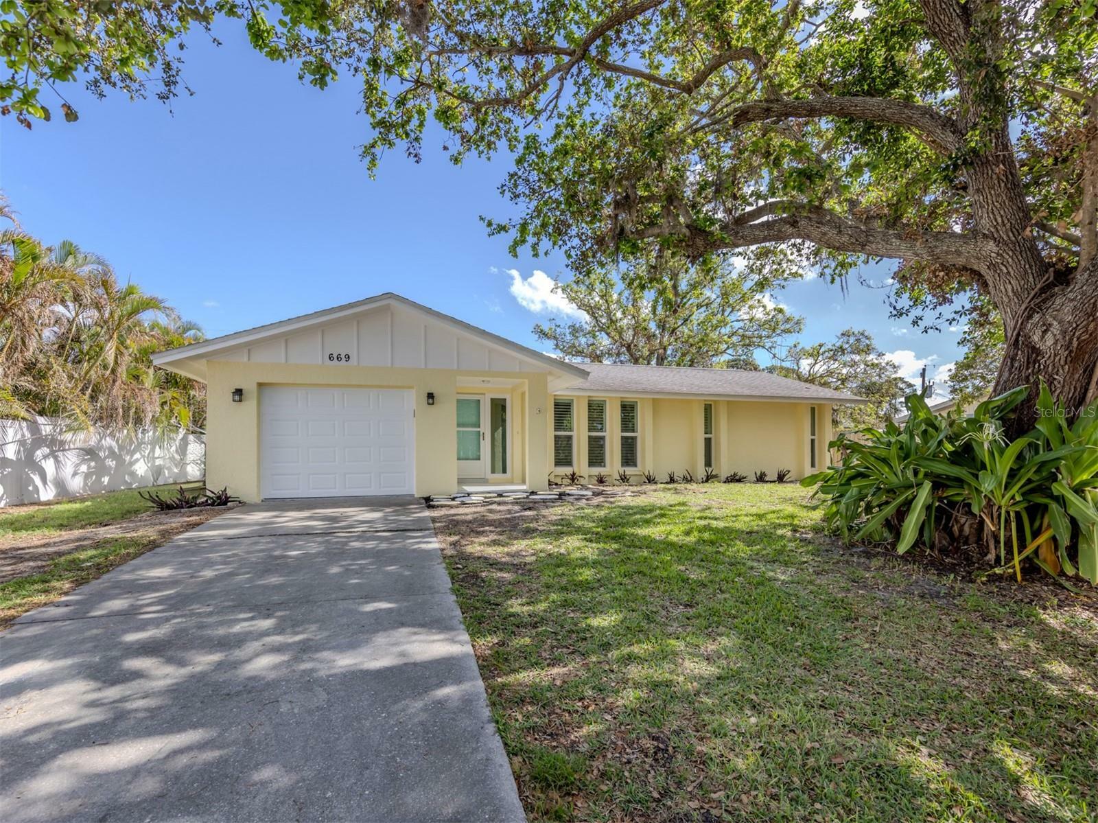 669 Alligator Drive  Venice FL 34293 photo