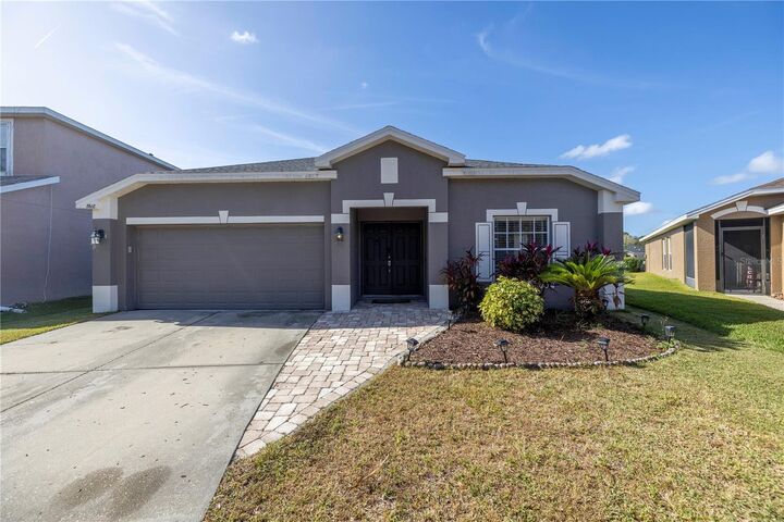 Property Photo: 8618 Tidal Bay Lane FL 33635