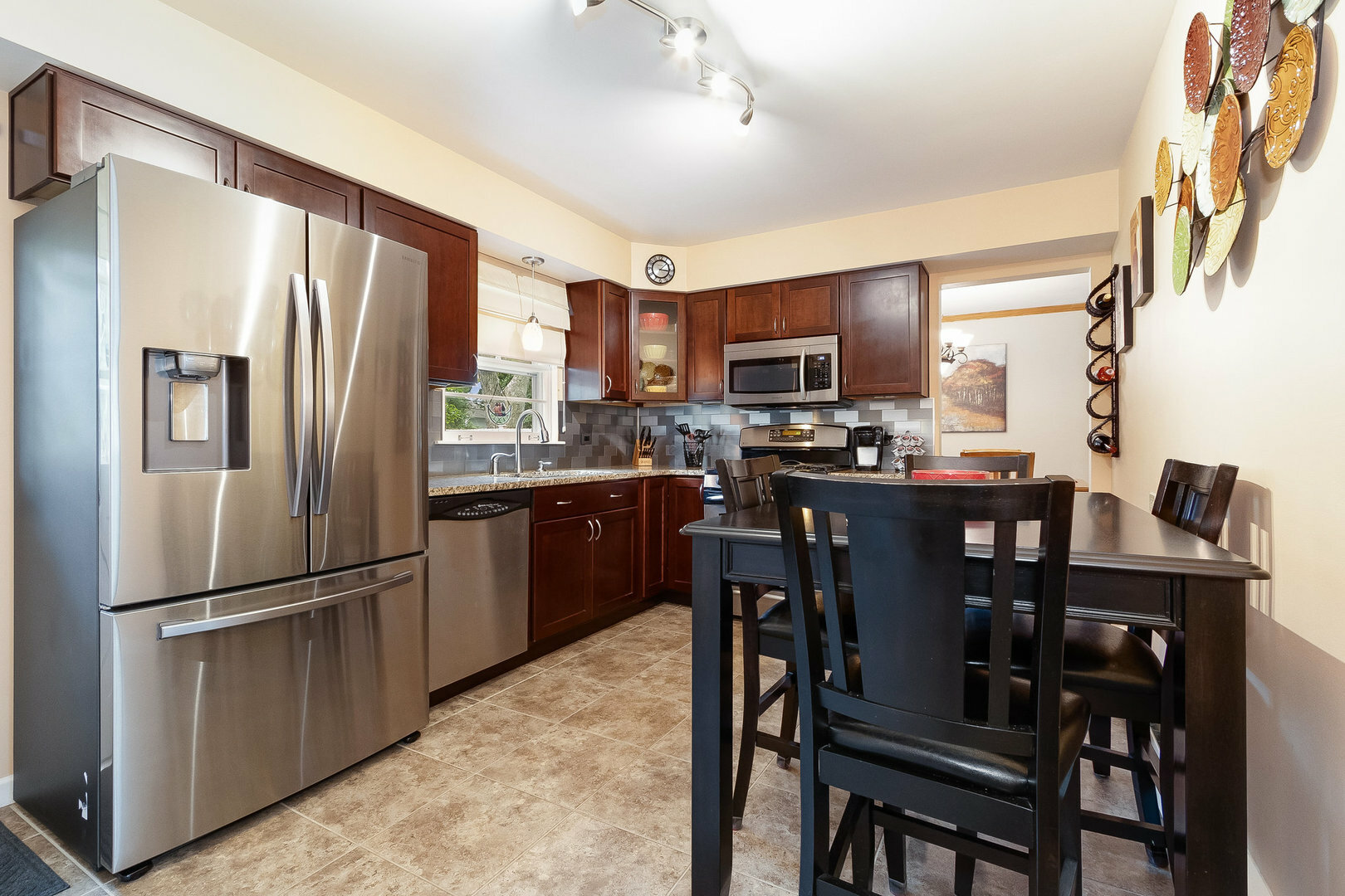 Property Photo:  417 Tupelo Avenue  IL 60540 