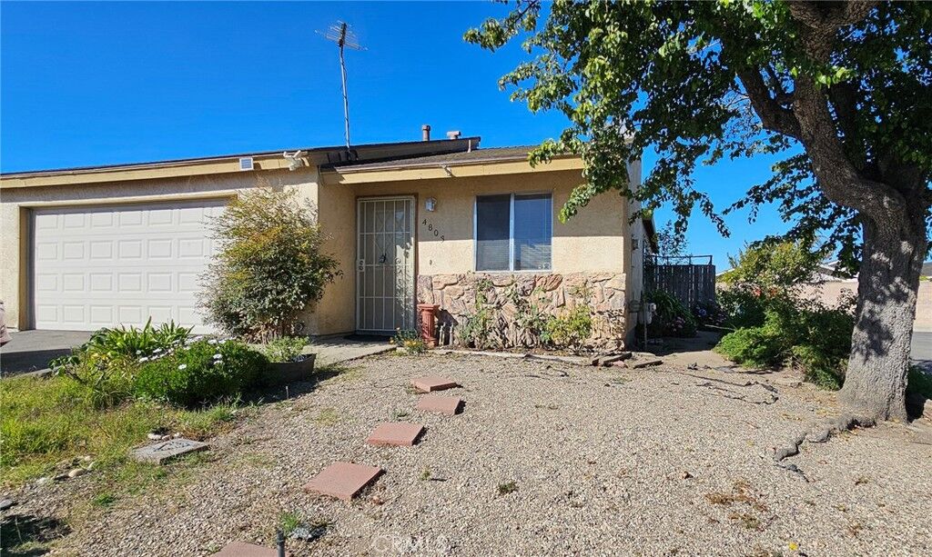 Property Photo: 4803 Sanchez Drive CA 93434