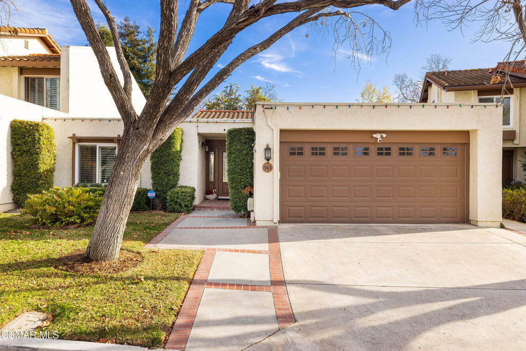 Property Photo: 543 Hollyburne Lane CA 91360