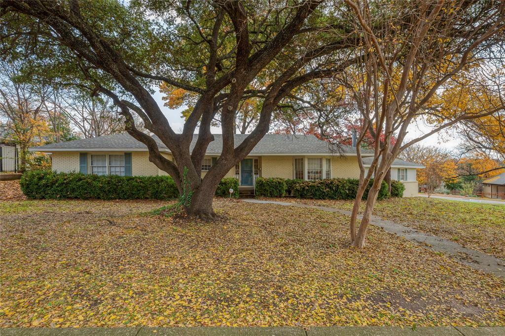 Property Photo:  6749 Fortune Road  TX 76116 