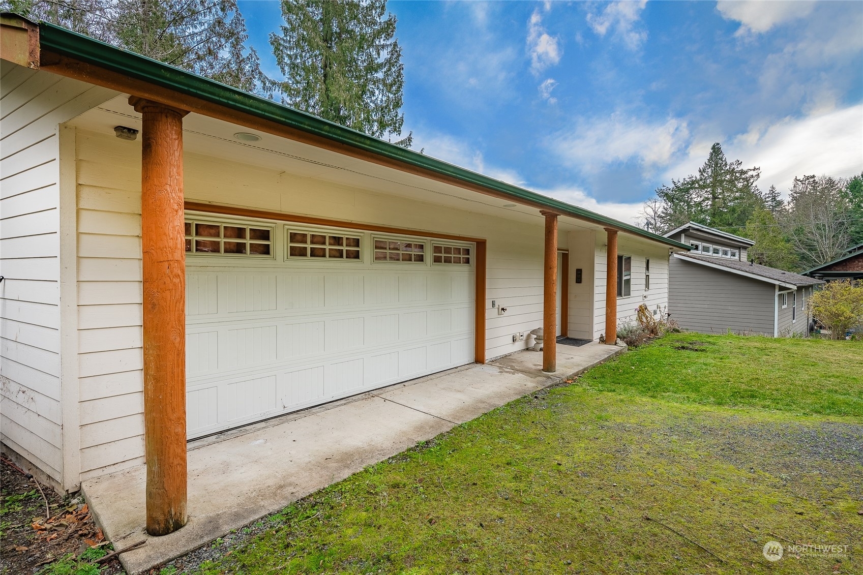 Property Photo:  2940  Cedar Avenue  WA 98262 