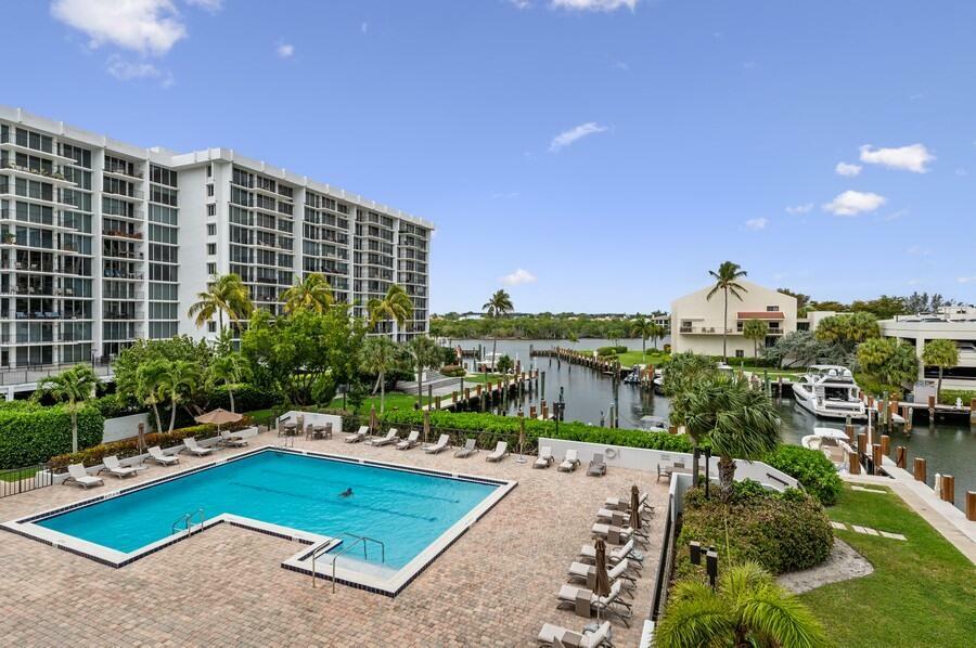 Property Photo:  4748 S Ocean 802 Boulevard 802  FL 33487 