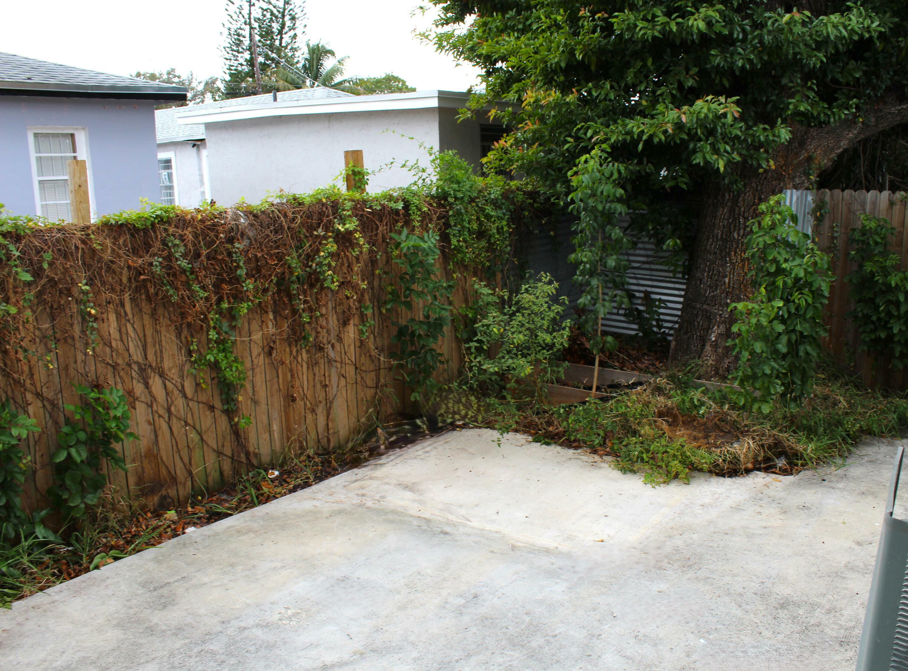 Property Photo: 1560 NW 71st Street FL 33147