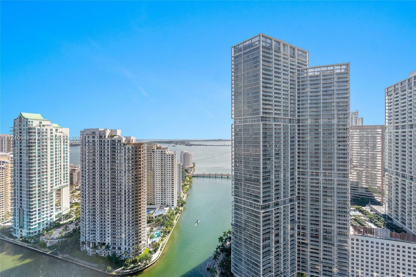 Property Photo:  300 Biscayne Blvd Way 3506  FL 33131 