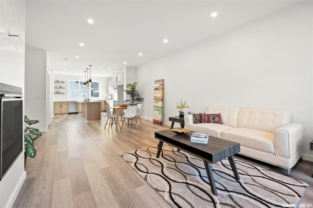 Property Photo: 1336 Colony Street SK S7N 0S7