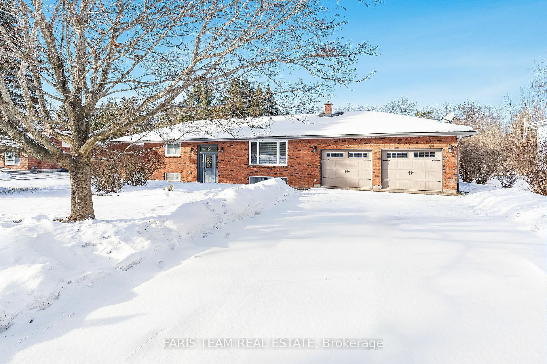 220 Moonstone Rd E  Oro-Medonte ON L0K 1N0 photo