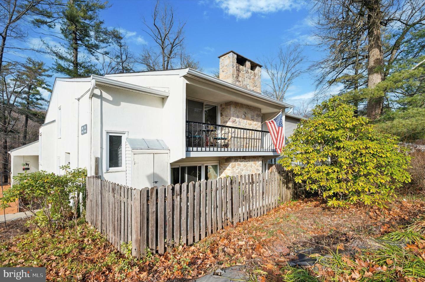 Property Photo:  100 Oxley Court  PA 19073 