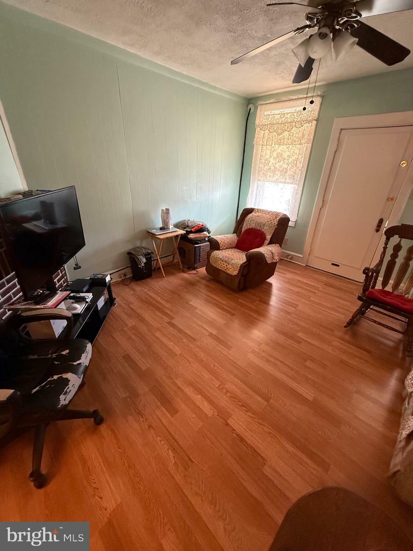 Property Photo:  213 W Duncannon Avenue  PA 19120 