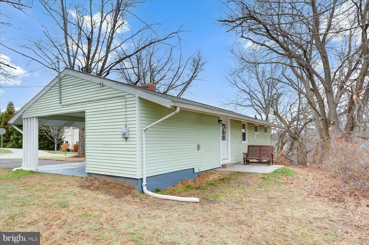 Property Photo:  4 Memory Lane  PA 17402 