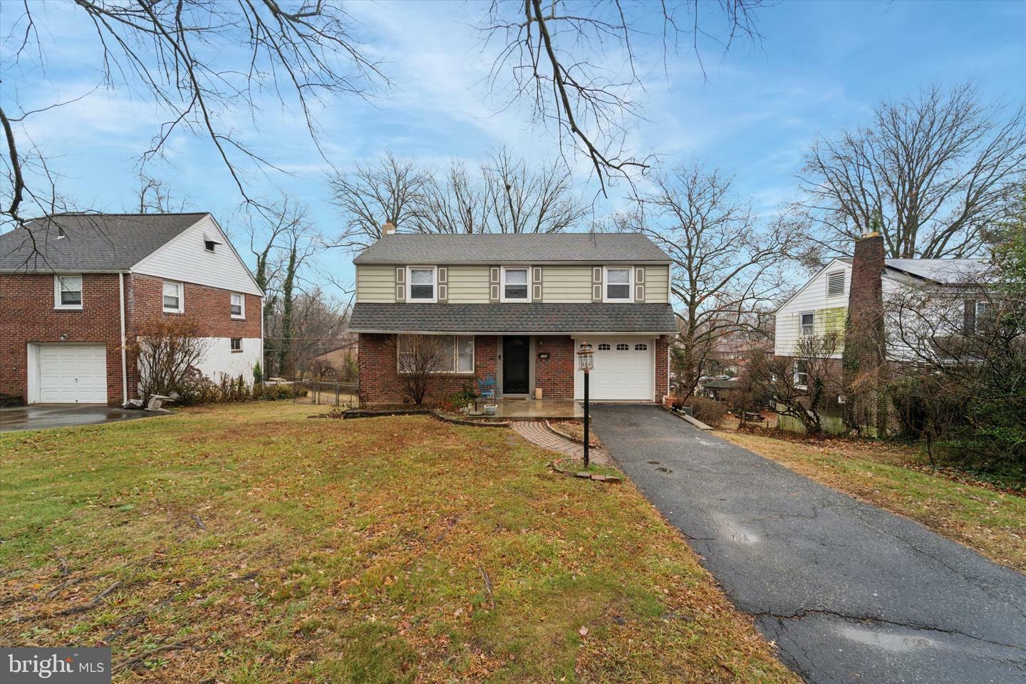 Property Photo:  105 Meadowbrook Lane  PA 19015 