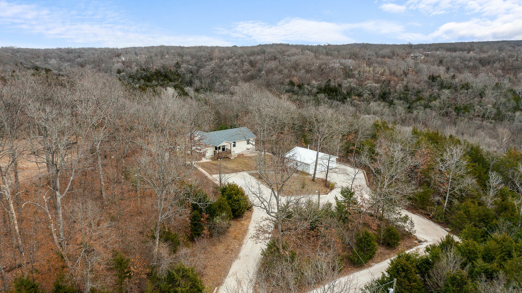 Property Photo:  11668 County Road 4012  MO 65043 