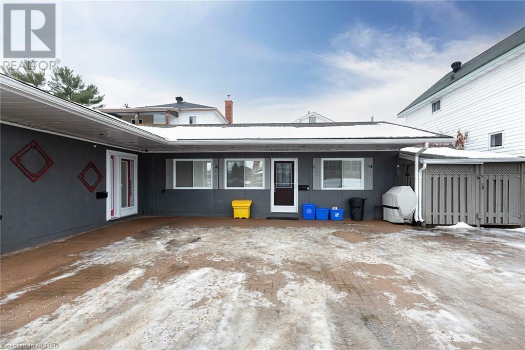 Property Photo:  115 King Street West  ON P1B 5Z6 