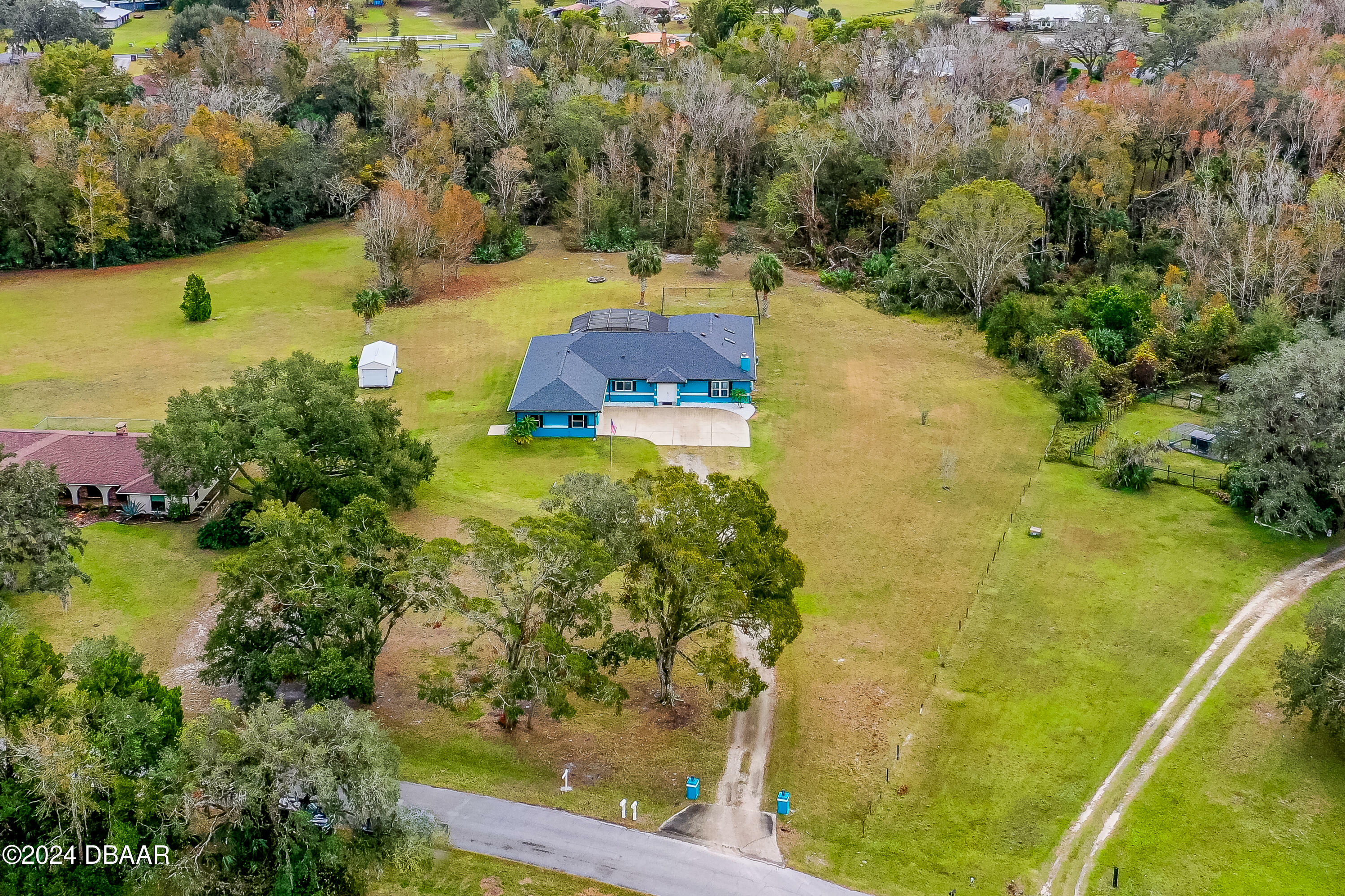 Property Photo:  1975 Spruce Creek Circle N  FL 32128 