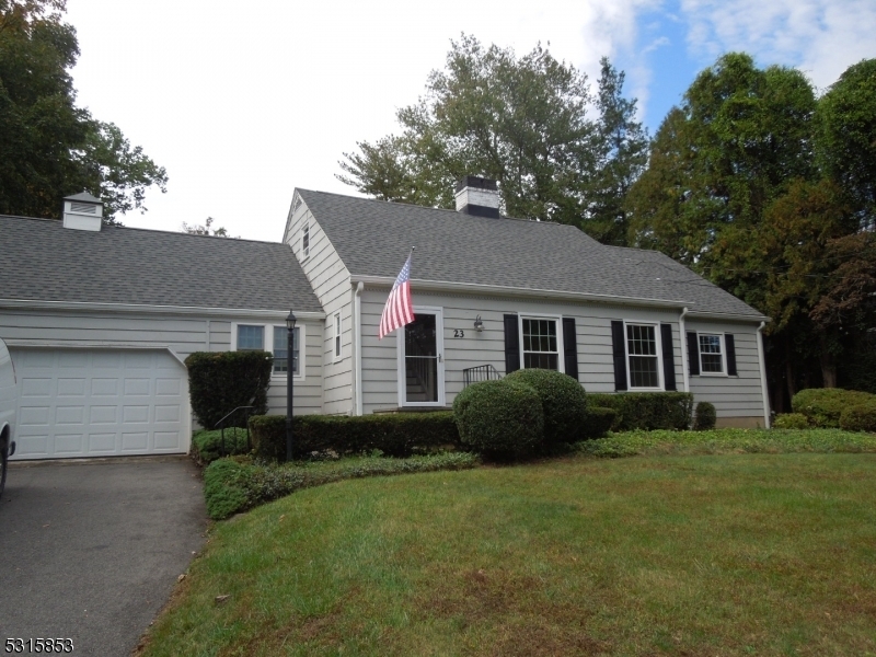 Property Photo:  23 Crest Dr  NJ 07920 