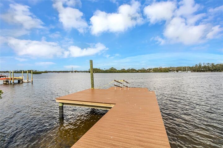 Property Photo:  945 Bayshore Drive  FL 34689 
