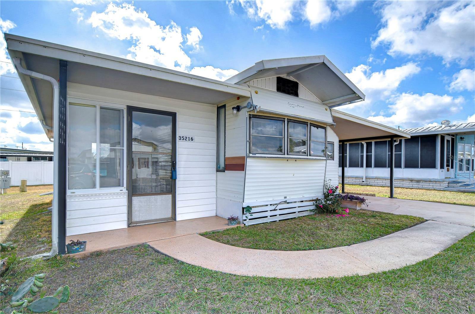 Property Photo: 35216 Dodie Drive FL 33541