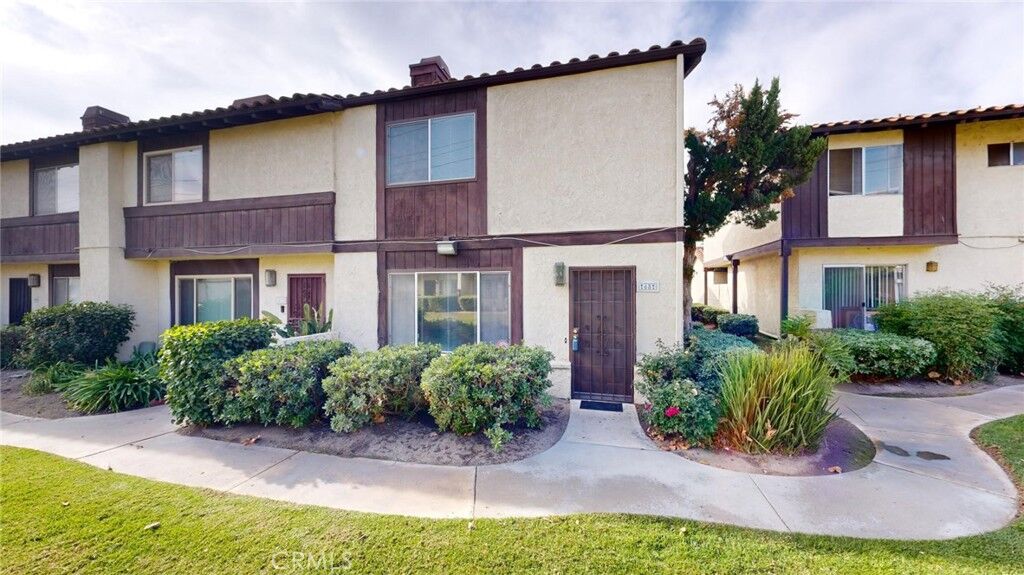 Property Photo:  1077 Santo Antonio Drive 68  CA 92324 