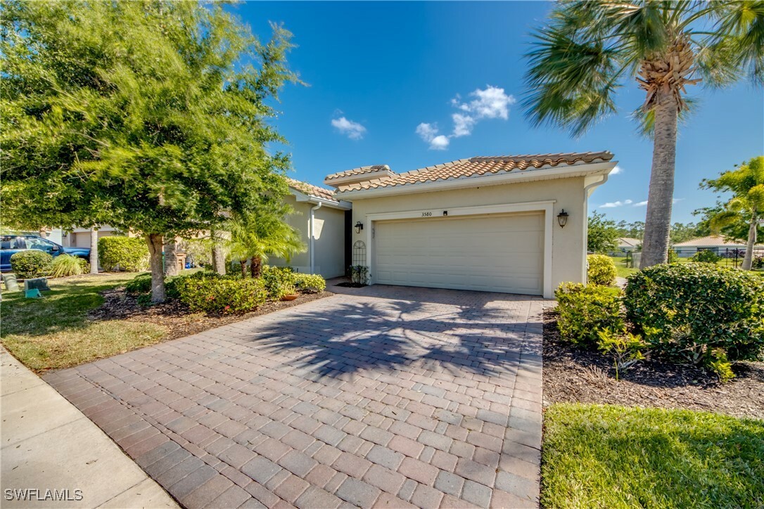 Property Photo:  3580 Valle Santa Circle  FL 33909 