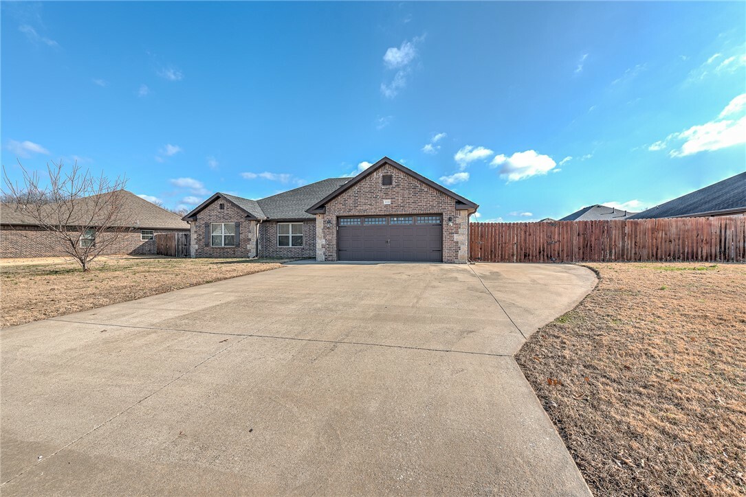 Property Photo:  2222 Kelly Lynn Place  AR 72701 