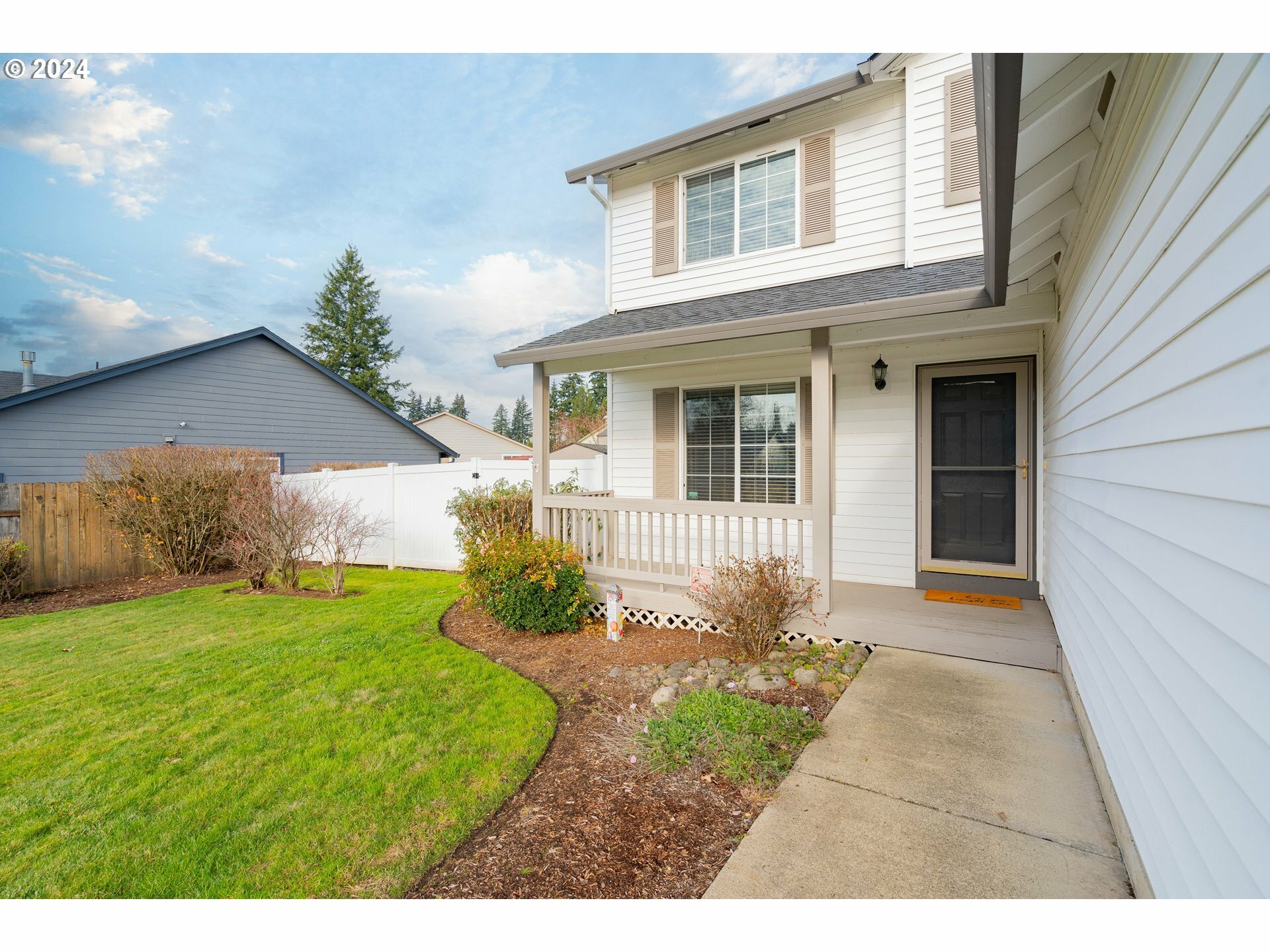 Property Photo:  5314 NE 71st St  WA 98661 