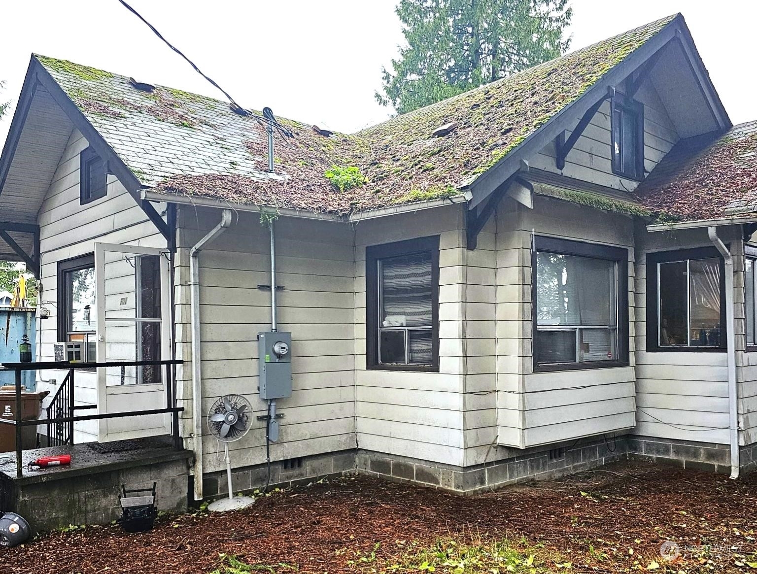 Property Photo:  701 S 76th Street  WA 98408 