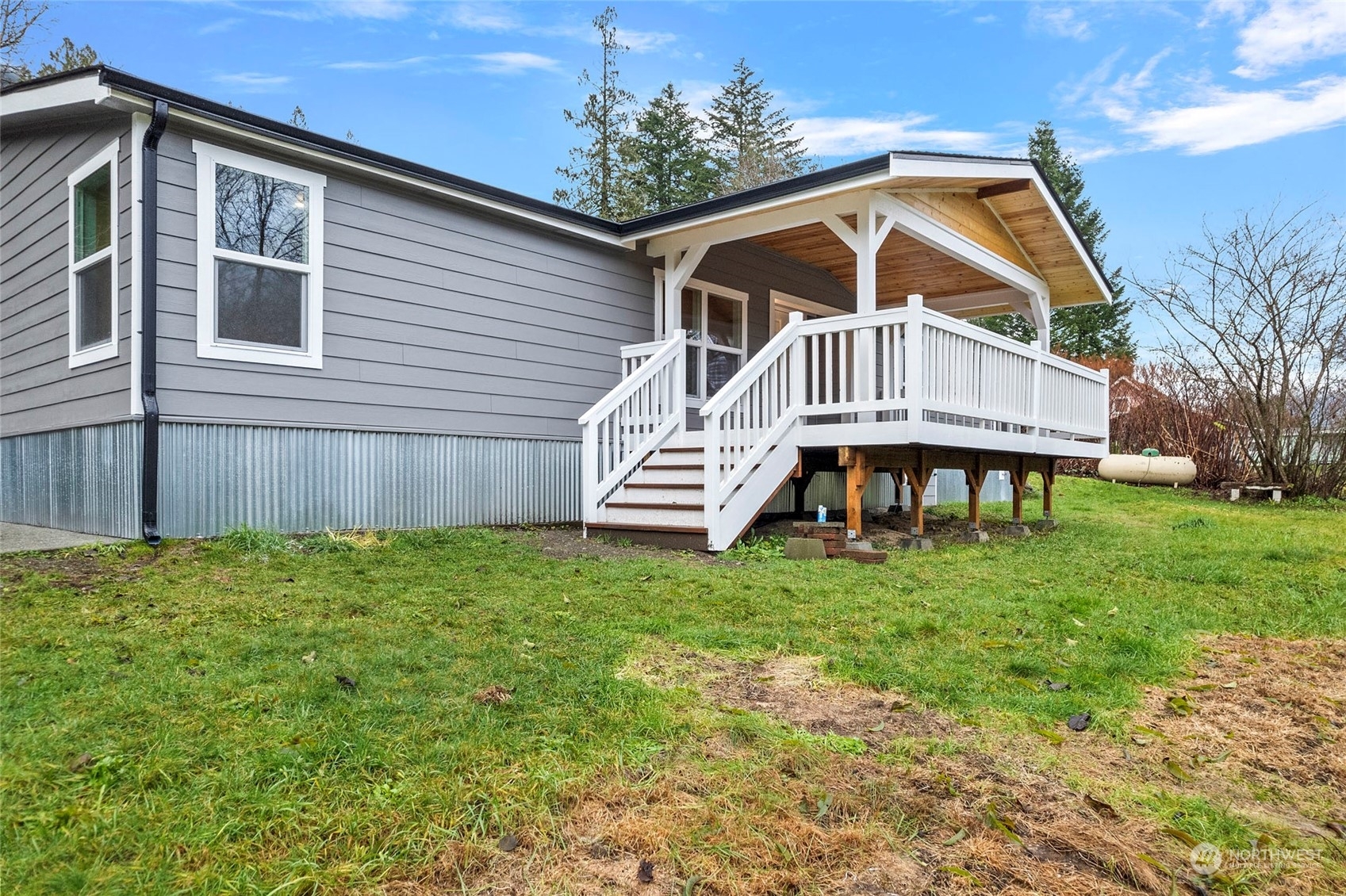 Property Photo: 52645 Railroad Avenue WA 98283