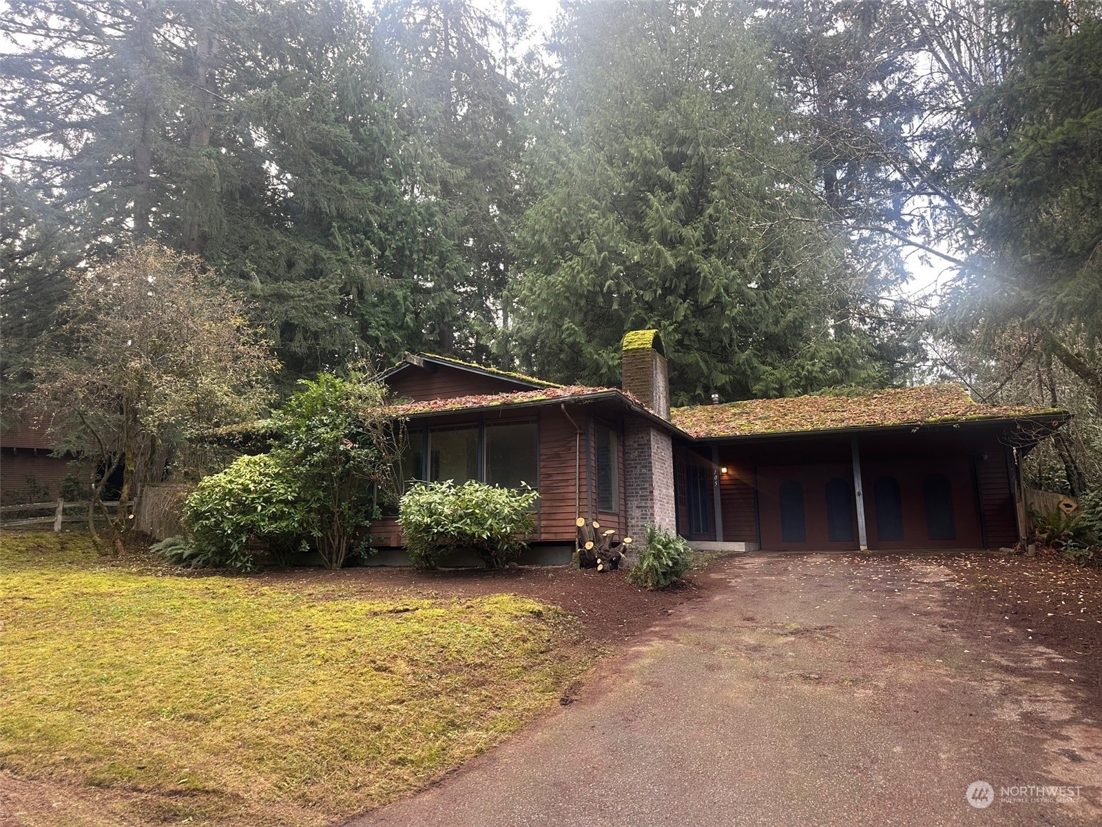 Property Photo:  105  Aires Place NW  WA 98053 