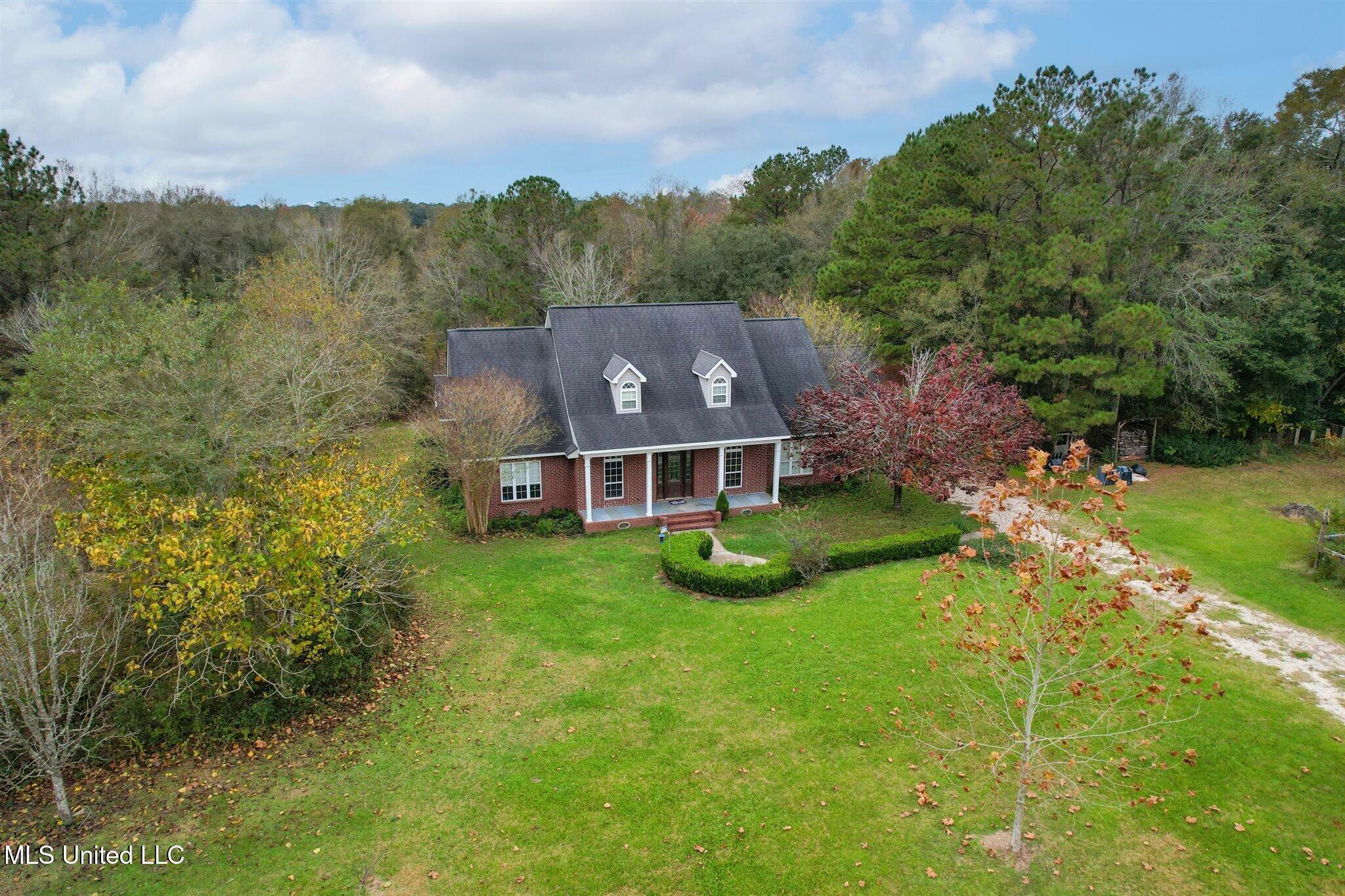 Property Photo: 155 Burgetown Road MS 39426