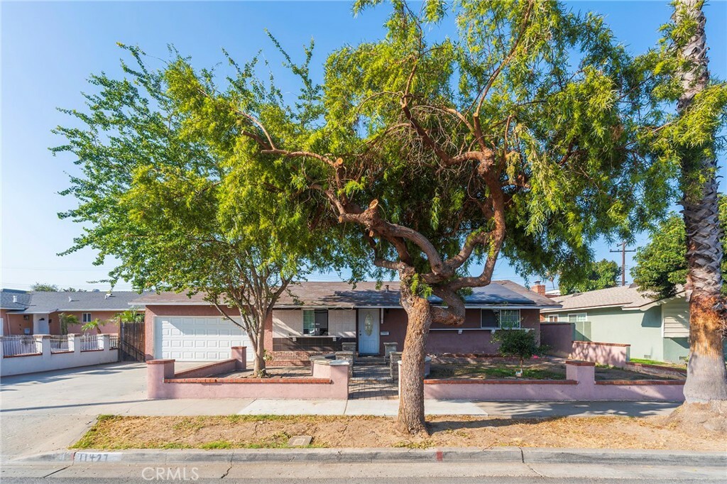 Property Photo: 11427 Jane Way CA 90680